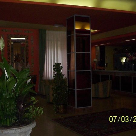 Hotel Impero Montecatini Terme Bagian luar foto