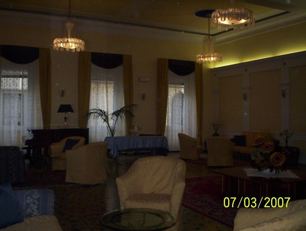 Hotel Impero Montecatini Terme Bagian luar foto